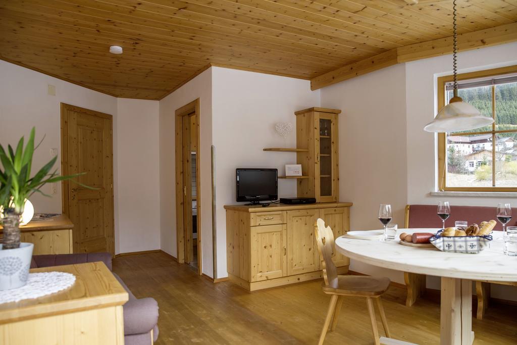 Apartamento Tiroliving Berwang Exterior foto
